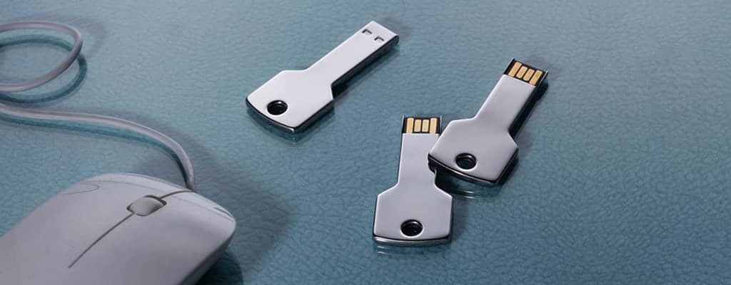 Clé USB 32Go couleur personnalisée par gravure